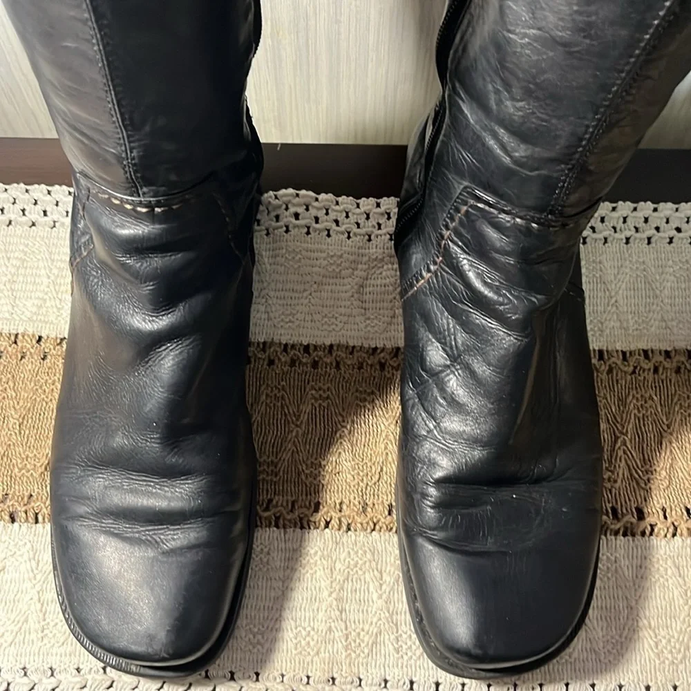 EVERYBODY BY E.Z. MODA BLACK LEATHER BOOTS
